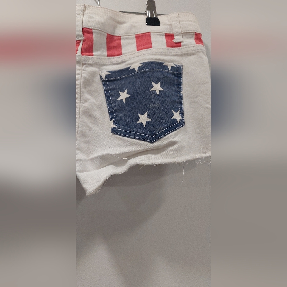 Blue and White Jean Shorts for Casual Wear - Picture 4 of 6